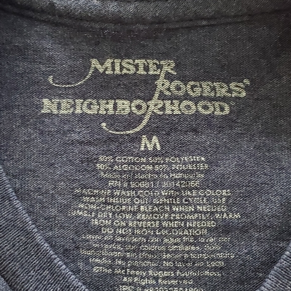 Mister Roger's T-shirt - Picture 3 of 3